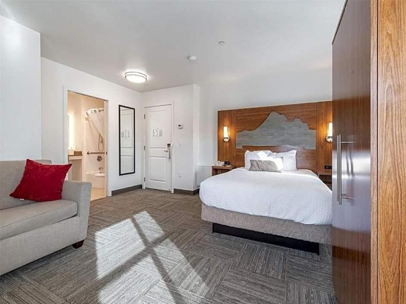Bainbridge Island Suites image