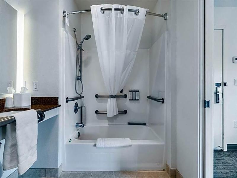 Bainbridge Island Suites image