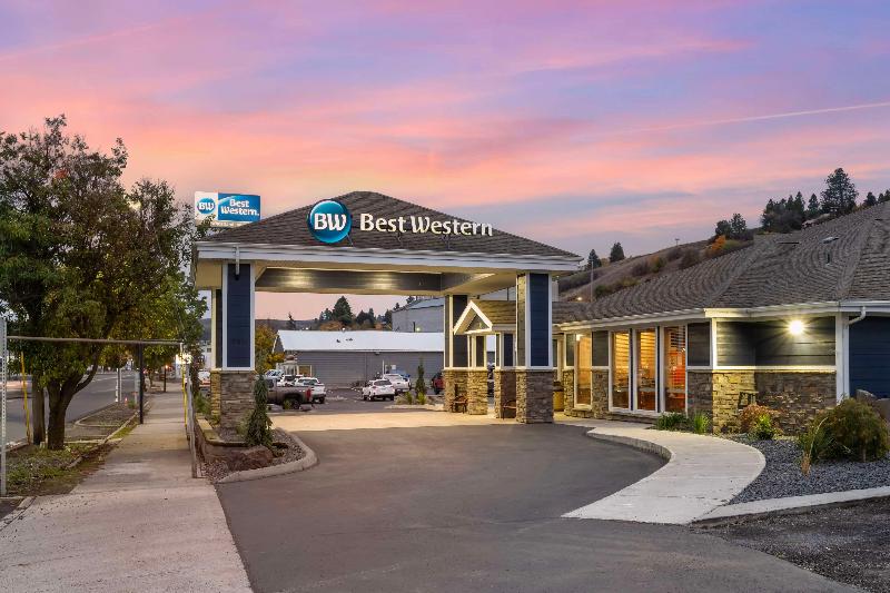 Best Western Wheatland Inn image