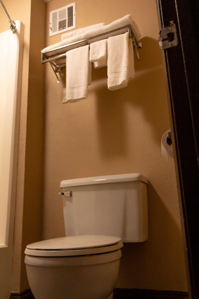 SureStay Hotel by Best Western Summersville image