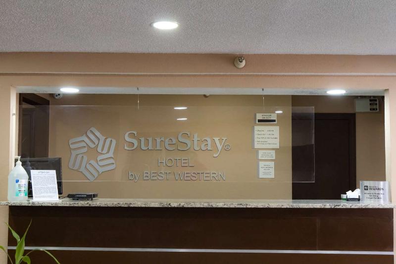 SureStay Hotel by Best Western Summersville image