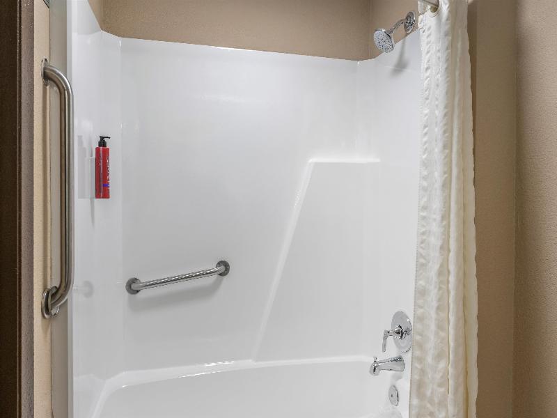 SureStay Hotel by Best Western Summersville image