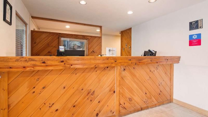 Surestay Plus By Best Western Berkeley Springs image