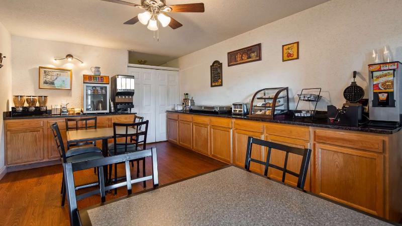 Surestay Plus By Best Western Berkeley Springs image