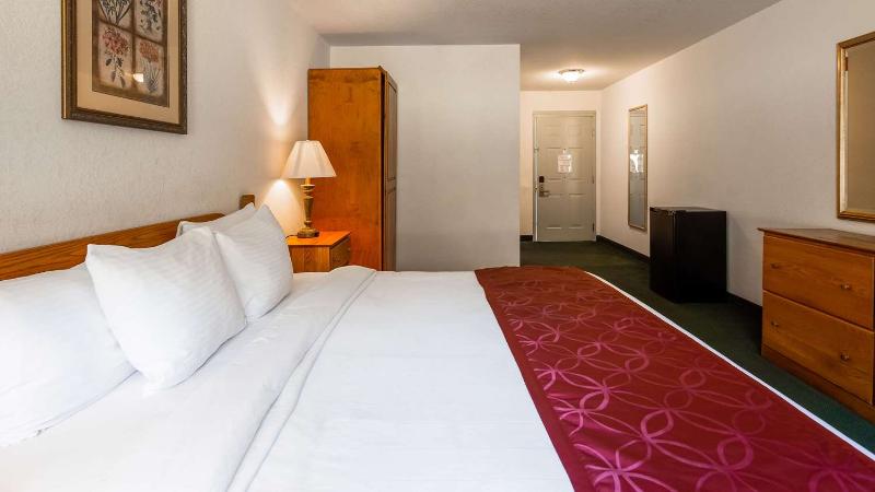 Surestay Plus By Best Western Berkeley Springs image