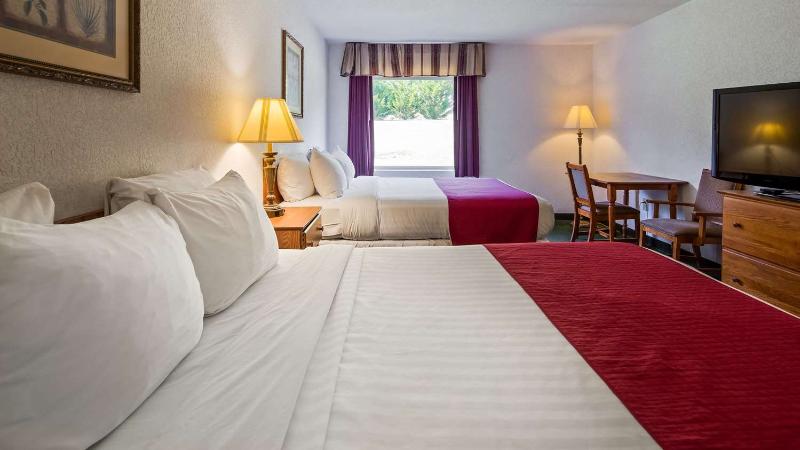 Surestay Plus By Best Western Berkeley Springs image 5