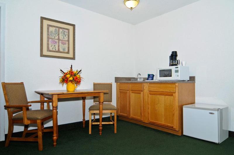 Surestay Plus By Best Western Berkeley Springs image