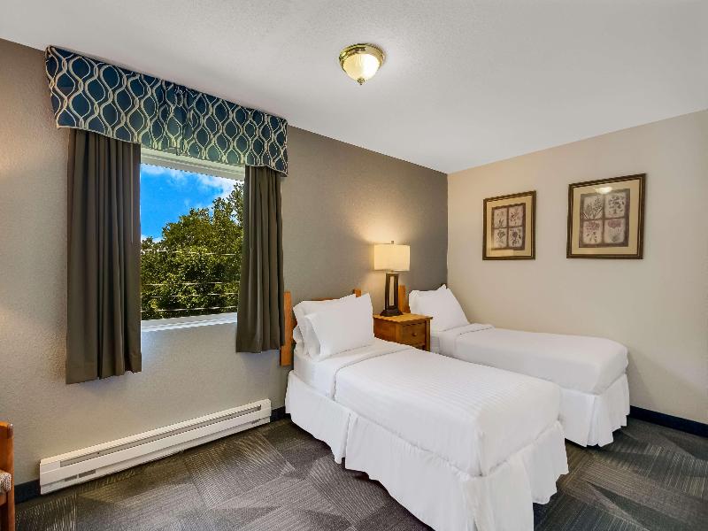 Surestay Plus By Best Western Berkeley Springs image