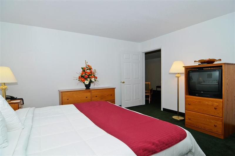 Surestay Plus By Best Western Berkeley Springs image