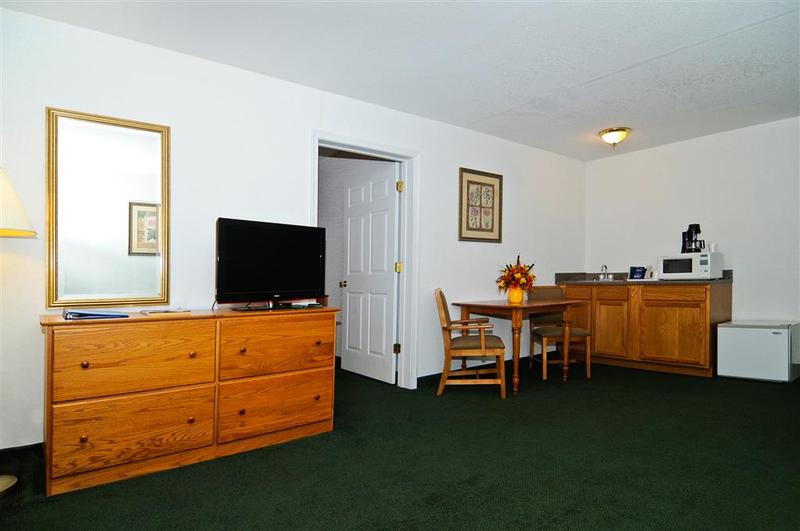 Surestay Plus By Best Western Berkeley Springs image
