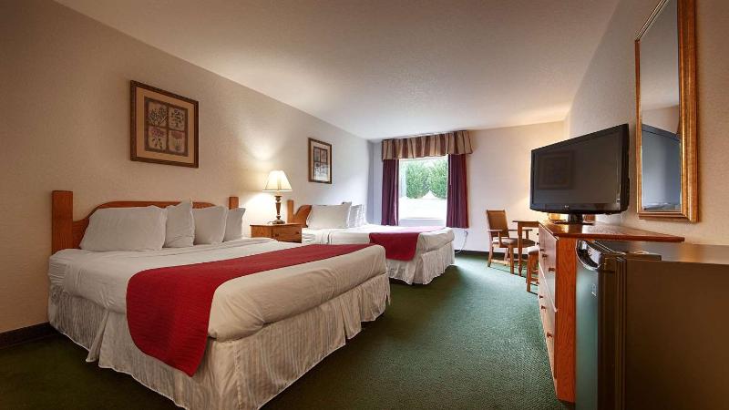 Surestay Plus By Best Western Berkeley Springs image