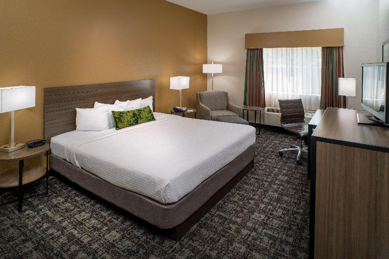 Best Western Logan Inn image