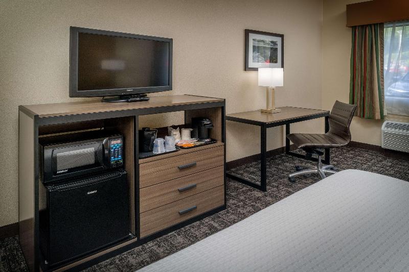 Best Western Logan Inn image