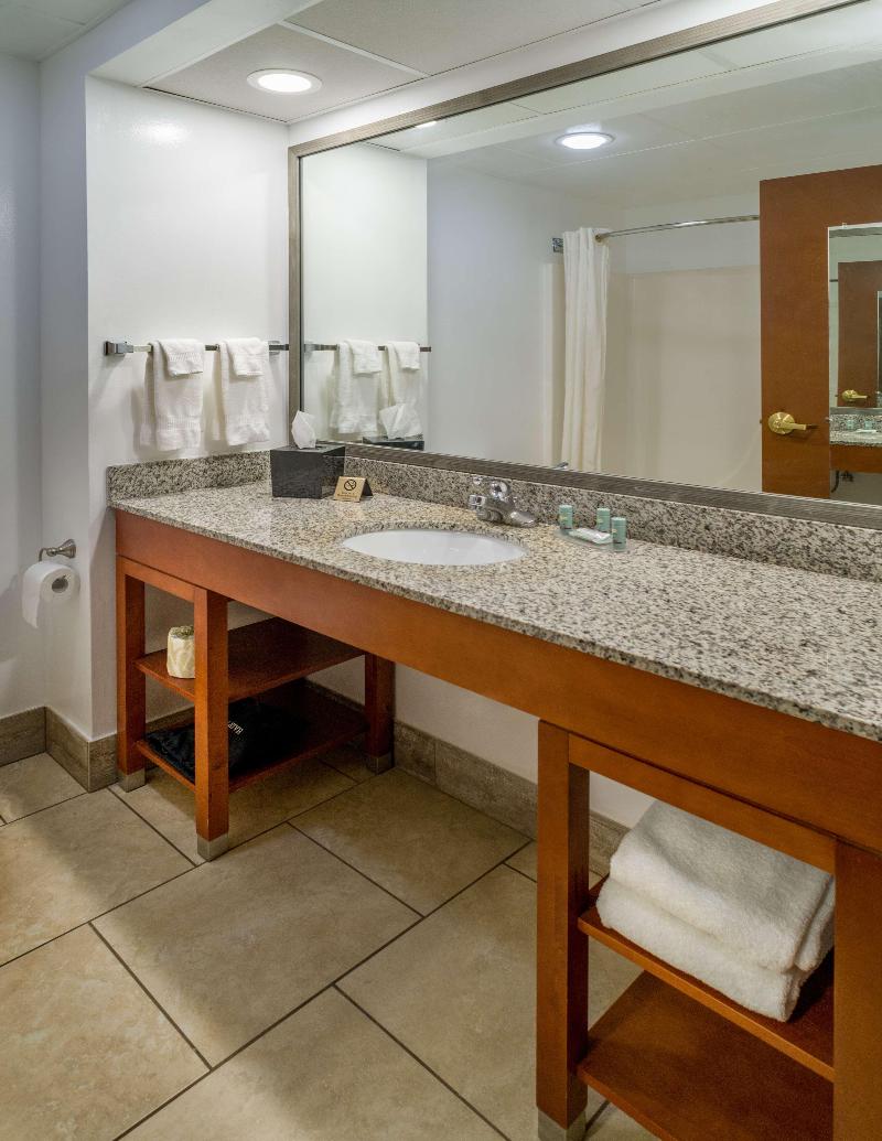 Best Western Logan Inn image