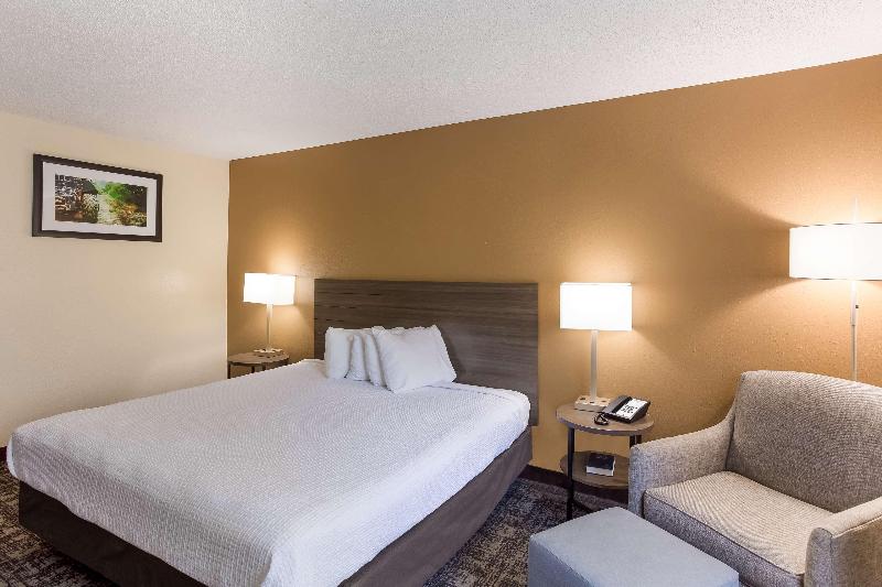 Best Western Logan Inn image