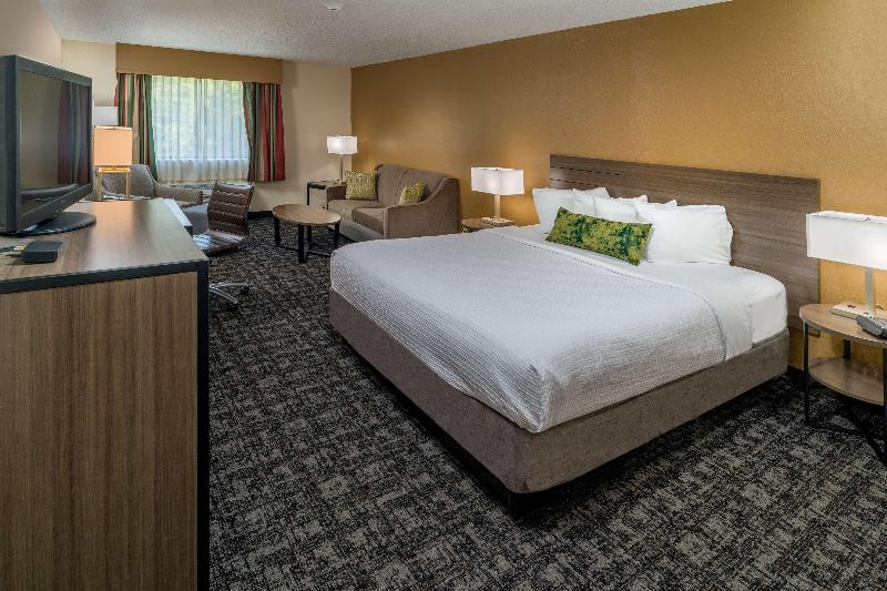 Best Western Logan Inn image 8