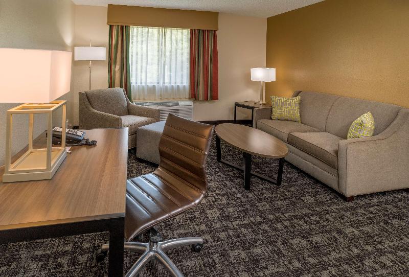 Best Western Logan Inn image 7