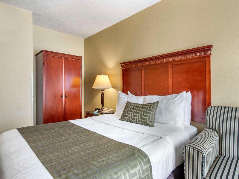 Best Western Plus Bridgeport Inn image