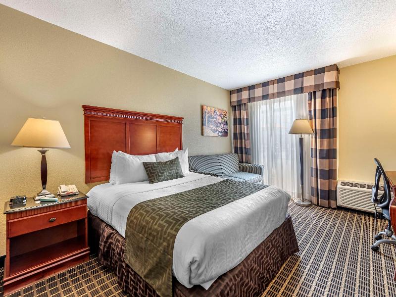 Best Western Plus Bridgeport Inn image