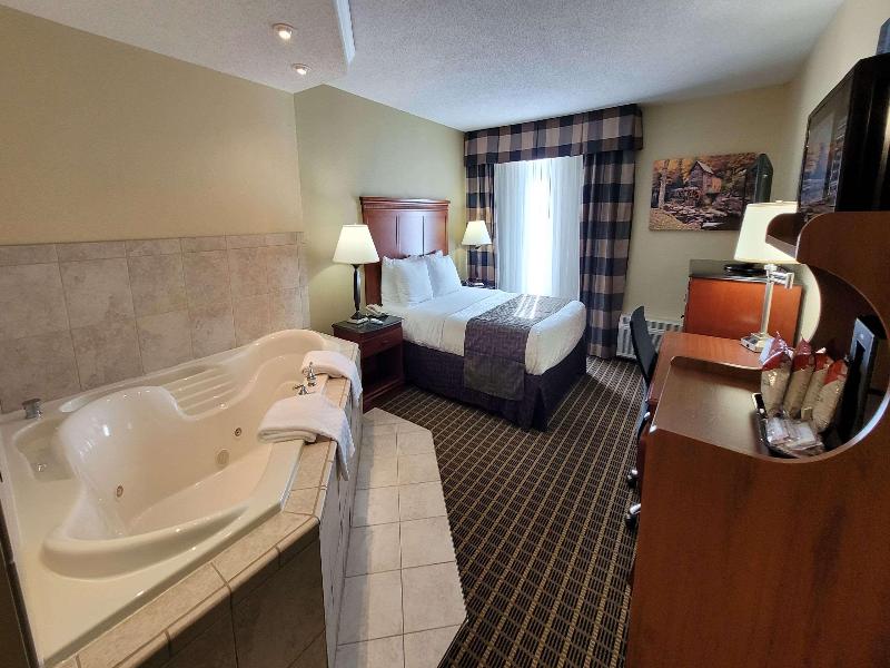 Best Western Plus Bridgeport Inn image