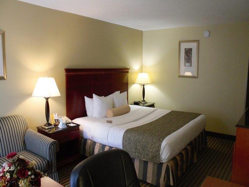 Best Western Plus Bridgeport Inn image