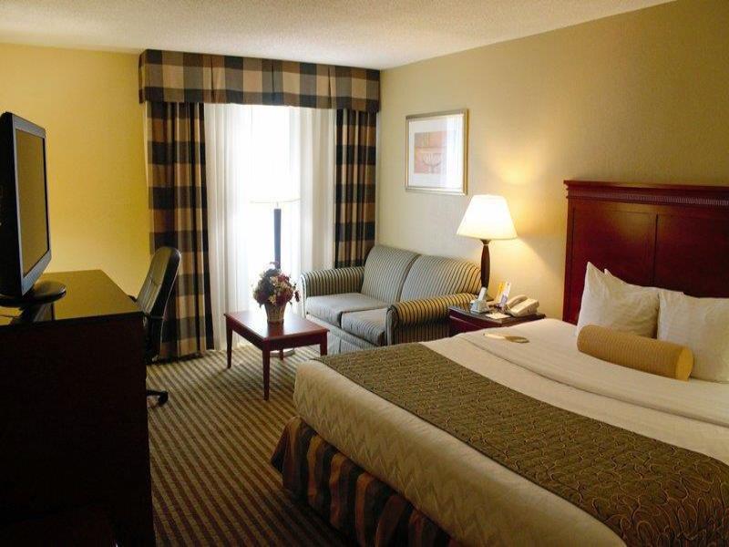 Best Western Plus Bridgeport Inn image
