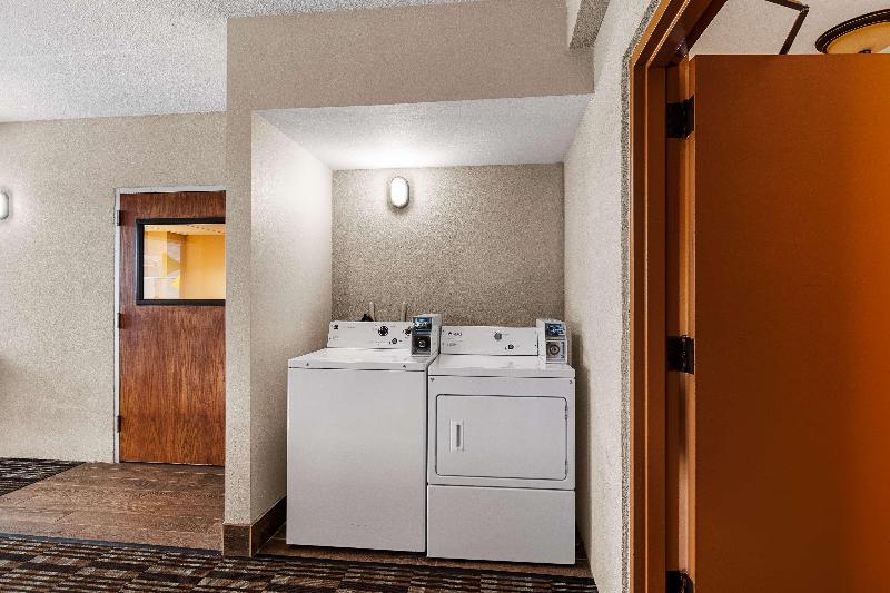 Best Western Bridgeview Hotel image