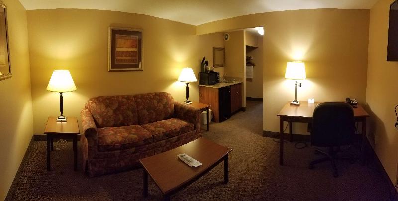 Quality Inn & Suites Black River Falls I-94 image