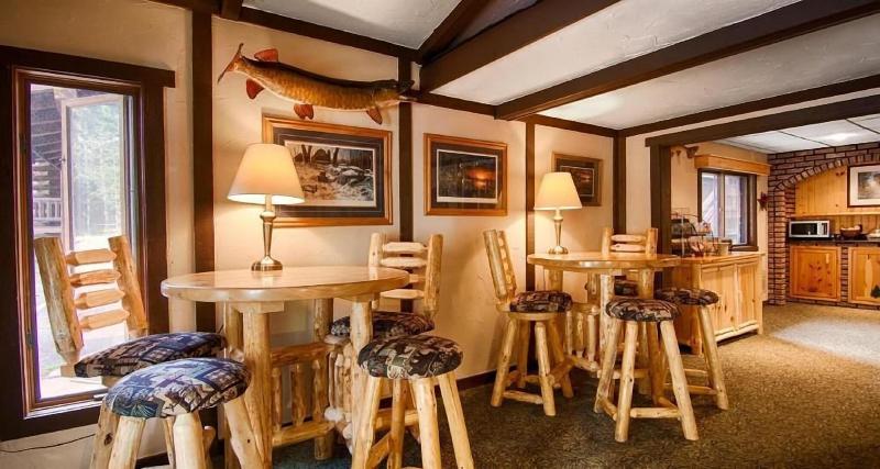 Centerstone Resort Lake-Aire image