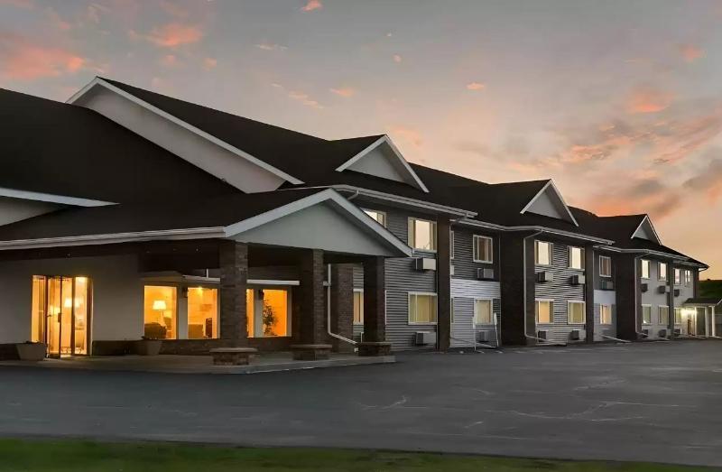 Quality Inn Superior Wi image