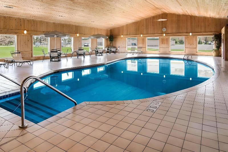 Quality Inn Superior Wi image