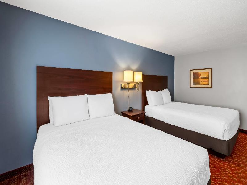 Quality Inn Superior Wi image