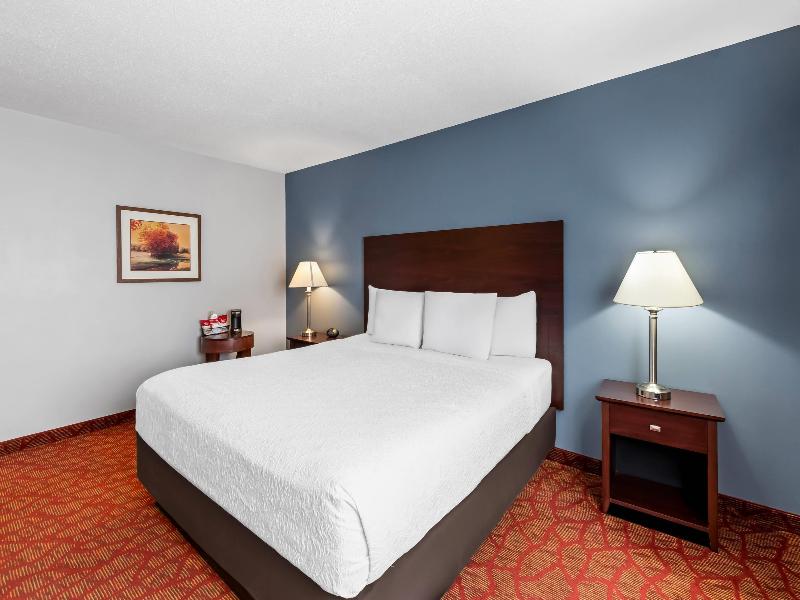 Quality Inn Superior Wi image