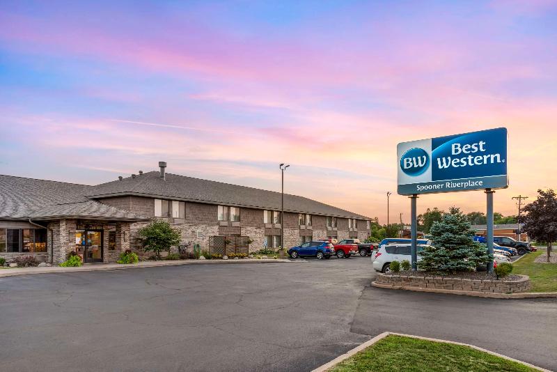 Best Western Spooner Riverplace image
