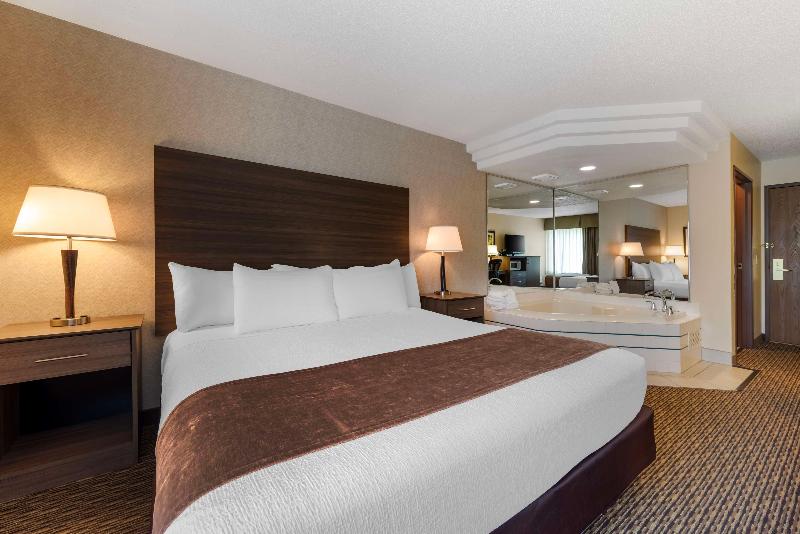 Best Western Spooner Riverplace image