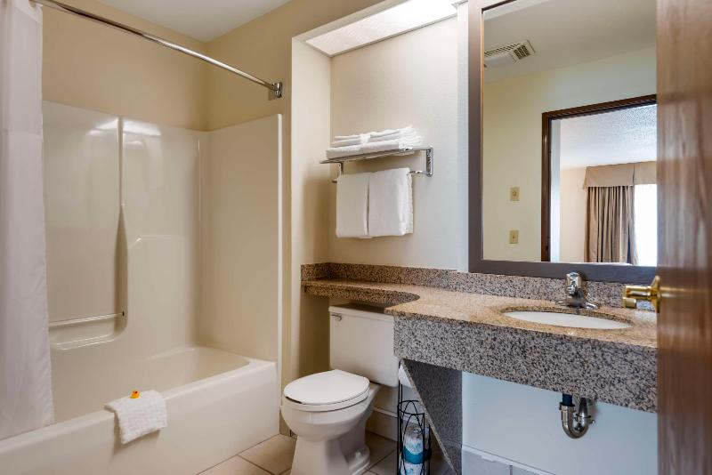 Best Western Spooner Riverplace image