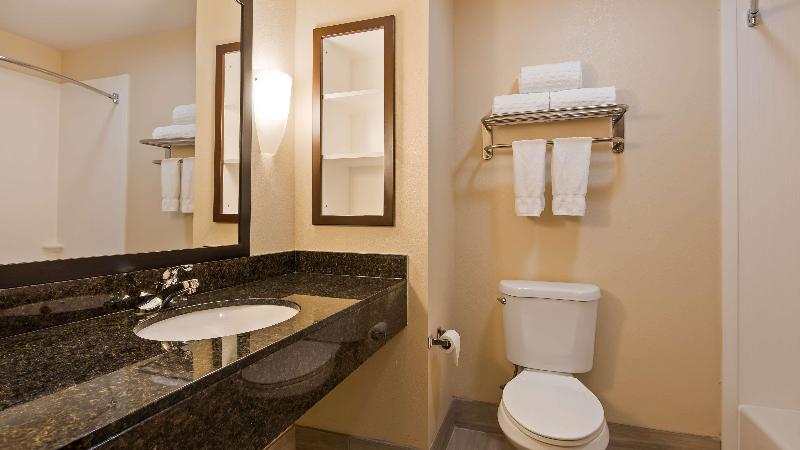 Best Western Plus Sparta Trail Lodge image