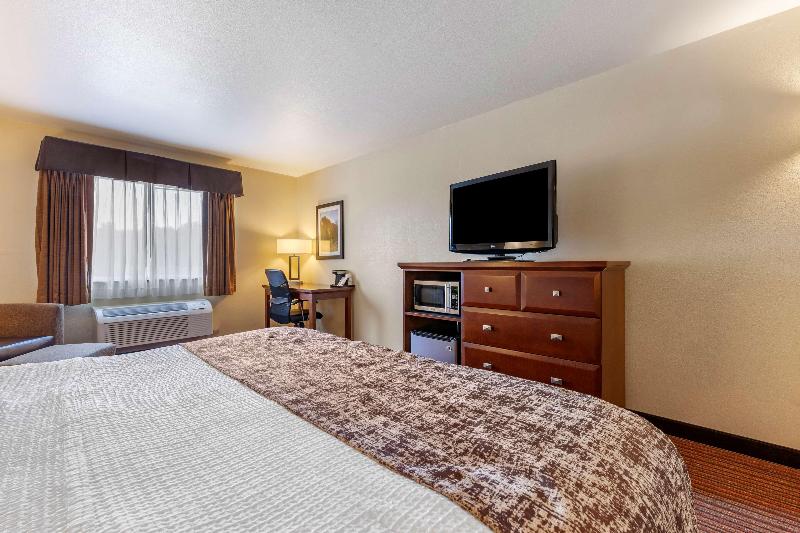 Best Western Plus Sparta Trail Lodge image