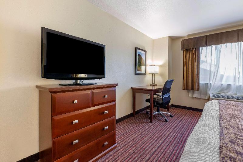 Best Western Plus Sparta Trail Lodge image