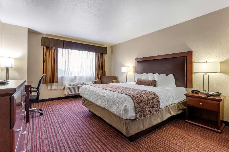Best Western Plus Sparta Trail Lodge image