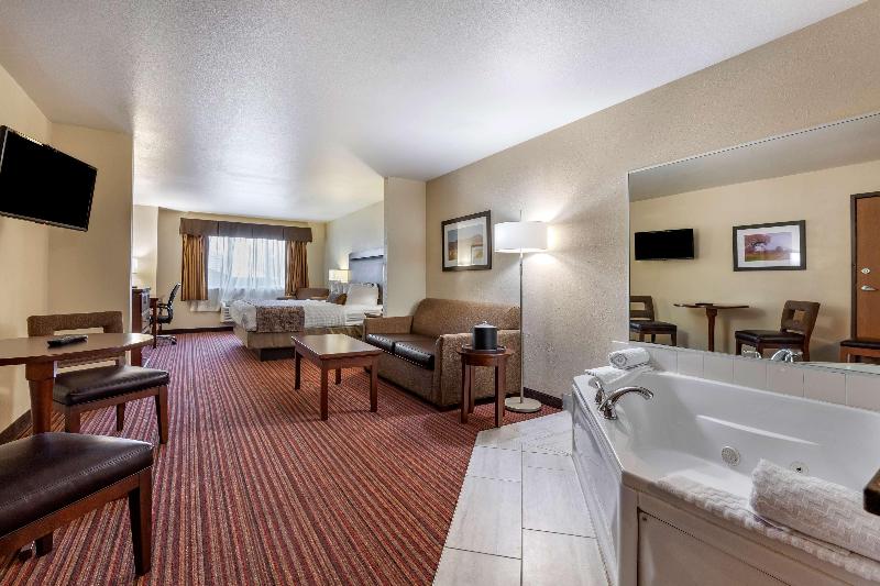 Best Western Plus Sparta Trail Lodge image