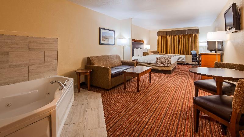 Best Western Plus Sparta Trail Lodge image