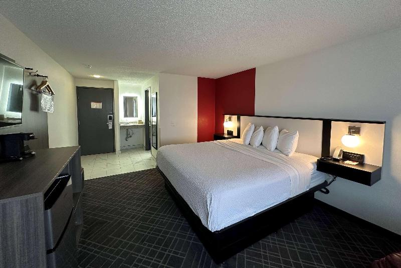 Ramada by Wyndham Waupaca image