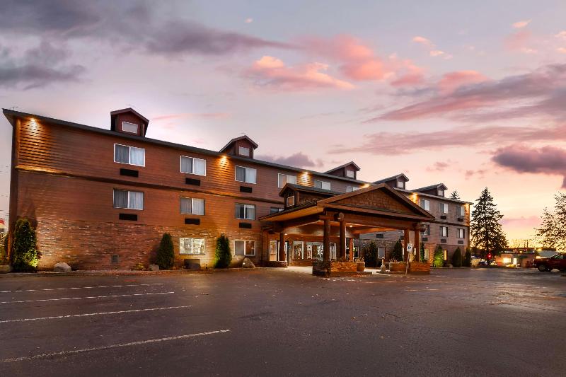Best Western Plus Concord Inn image