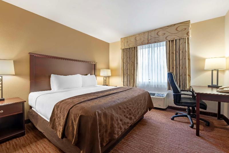 Best Western Plus Concord Inn image