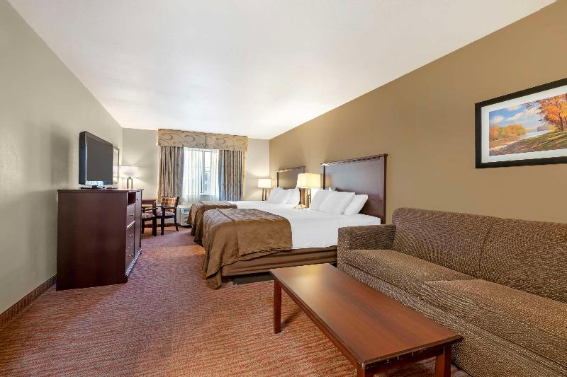 Best Western Plus Concord Inn image
