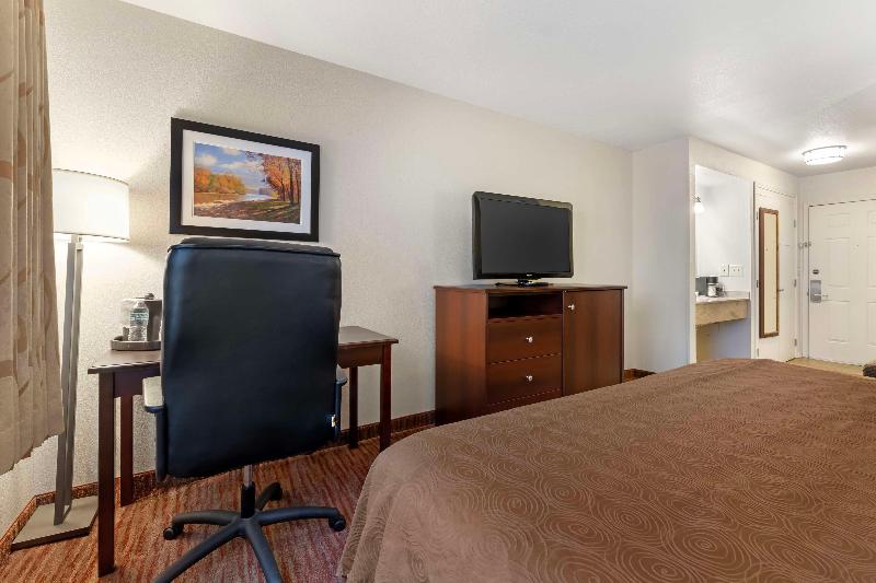 Best Western Plus Concord Inn image
