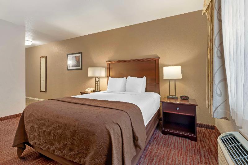 Best Western Plus Concord Inn image
