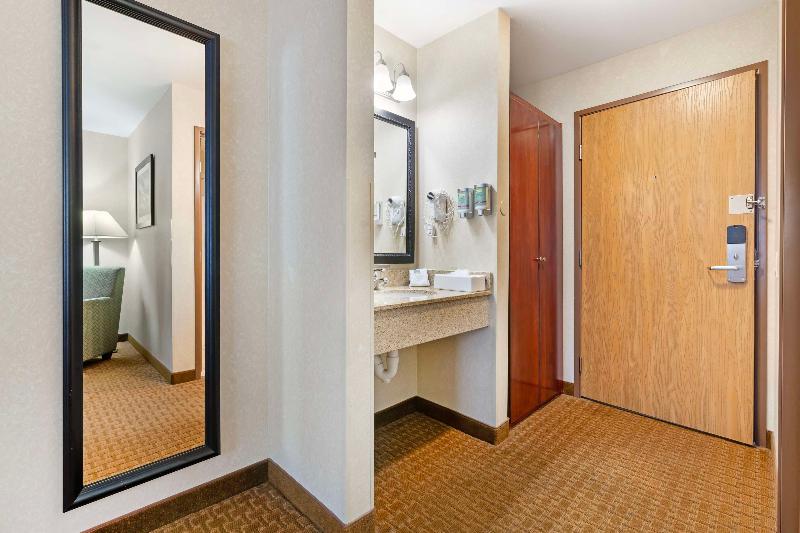 Best Western Wittenberg Inn image