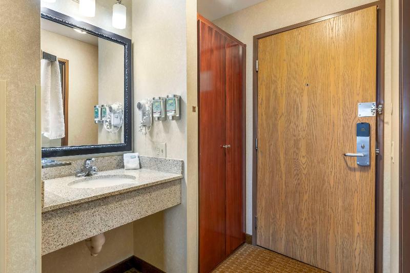 Best Western Wittenberg Inn image